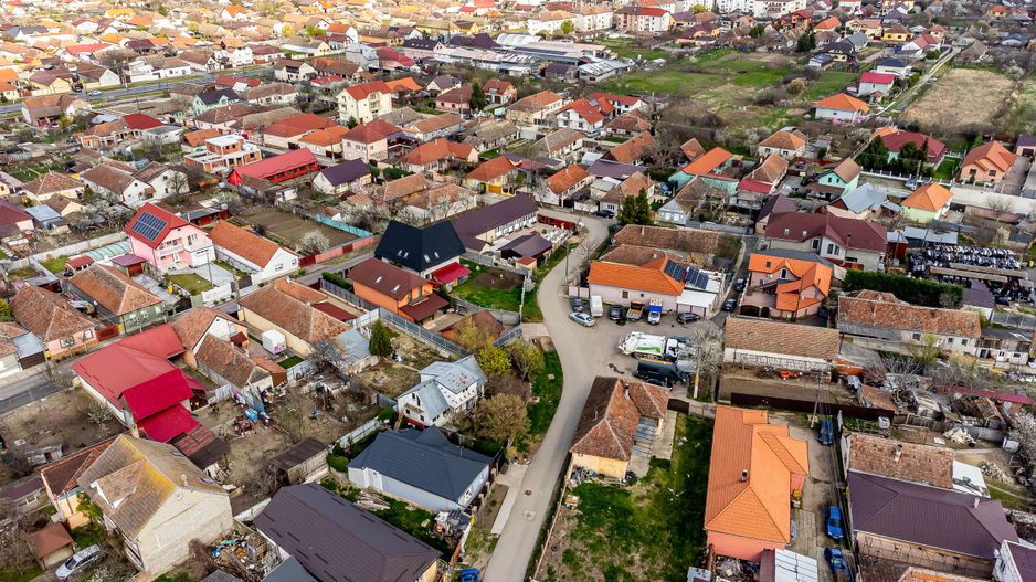 PREȚ NOU!!! Casă la preț de apartament - Vladimirescu - Poză 3
