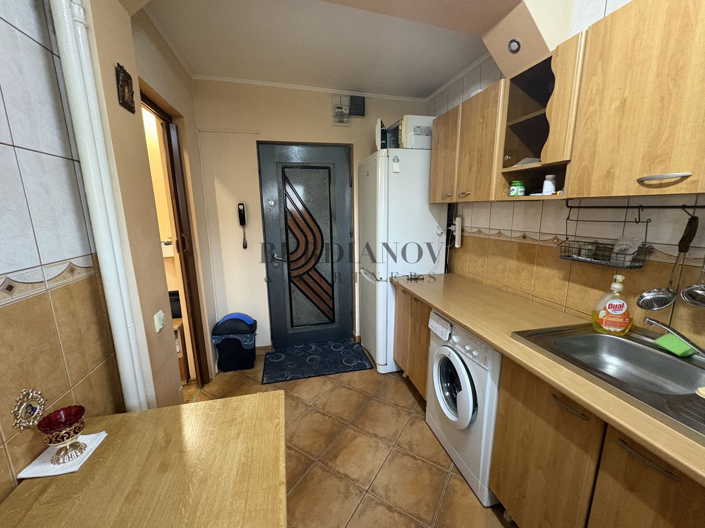 Apartament cu 3 camere - Metrou Nicolae Grigorescu - 50.9 mp total - Poză 6