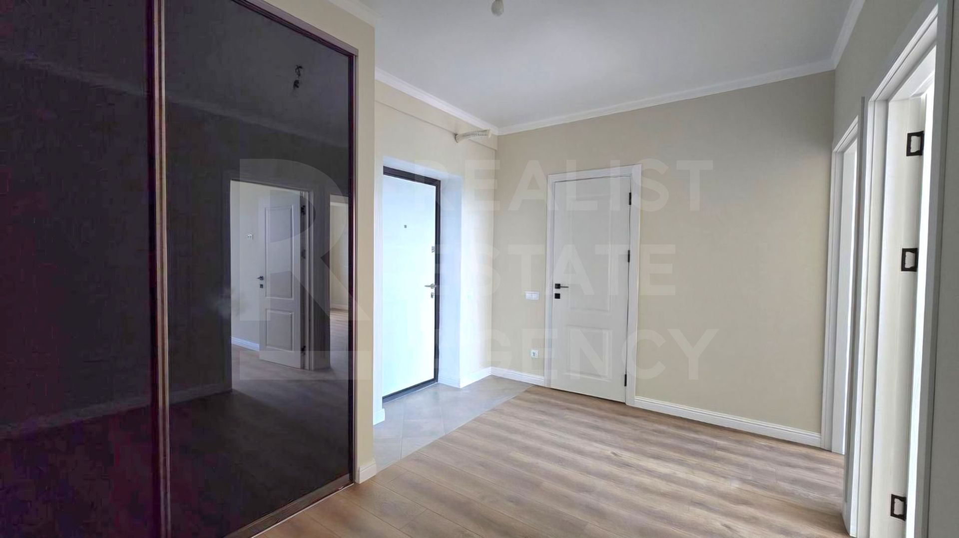 Vânzare, apartament, 2 cameră, str. Cartușa, Dulești - Poză 4