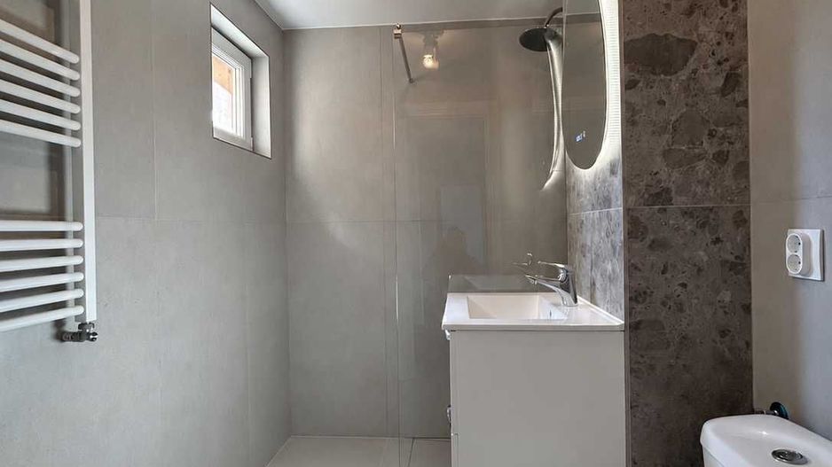 Apartament 3 cam(70mp), cu centrala termica, Lujerului, 2 min. metrou - Poză 2