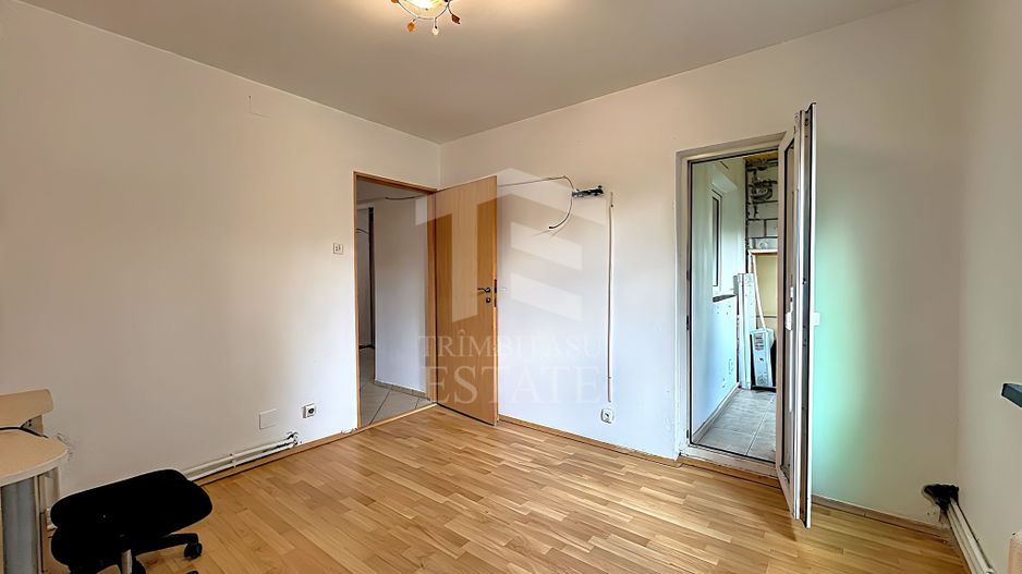 3 camere et 3 bloc 1981 2 băi Centrală proprie Metrou Gorjului 7 min - Poză 9