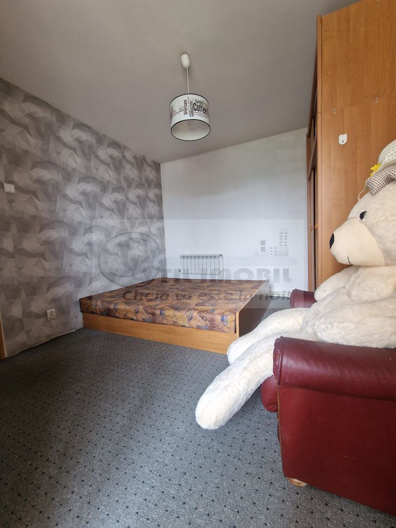 Apartament 3 camere decomandat - Podul Ros - Dedeman - Poză 3