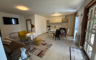 Apartament tip casă la curte, lângă pădure – Zărnești - Poză 11