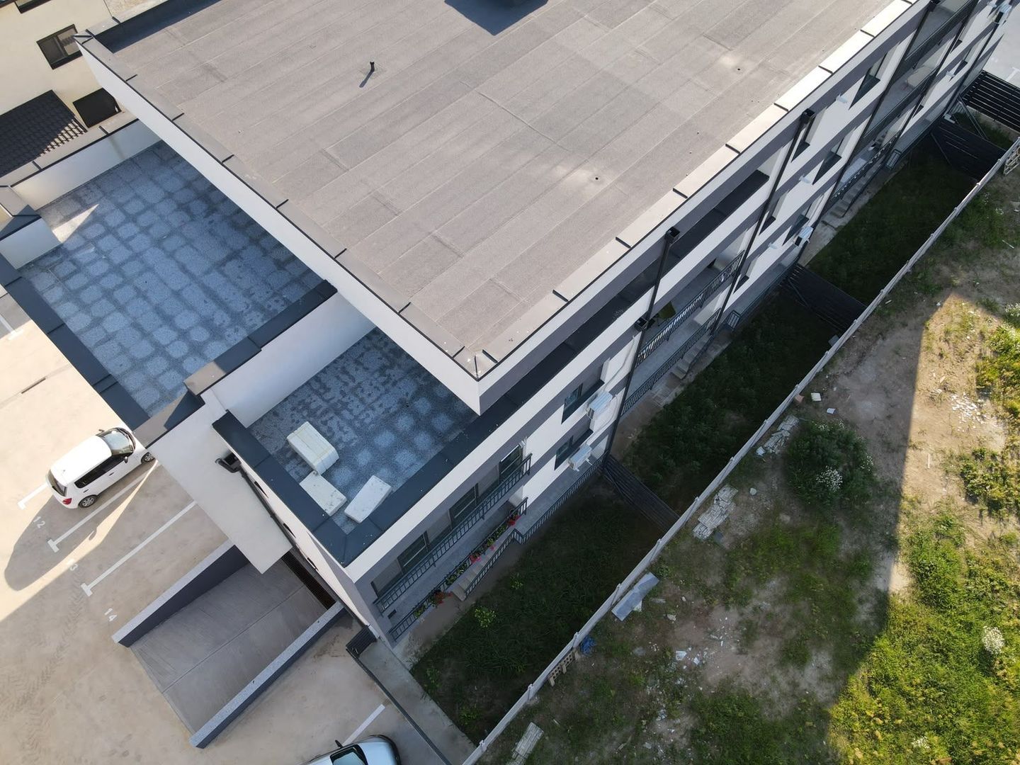 AP. 3 CAMERE - GRADINA PROPRIE 50MP, BLOC FINALIZAT, PARCARE, COMS 0% - Poză 9