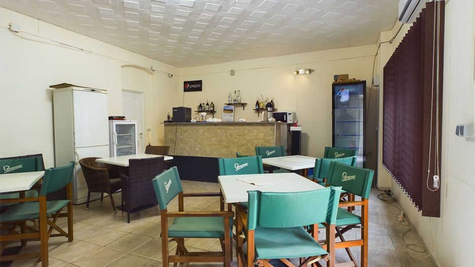 Spațiu central cu afacere la cheie în Cuvin - Poză 7