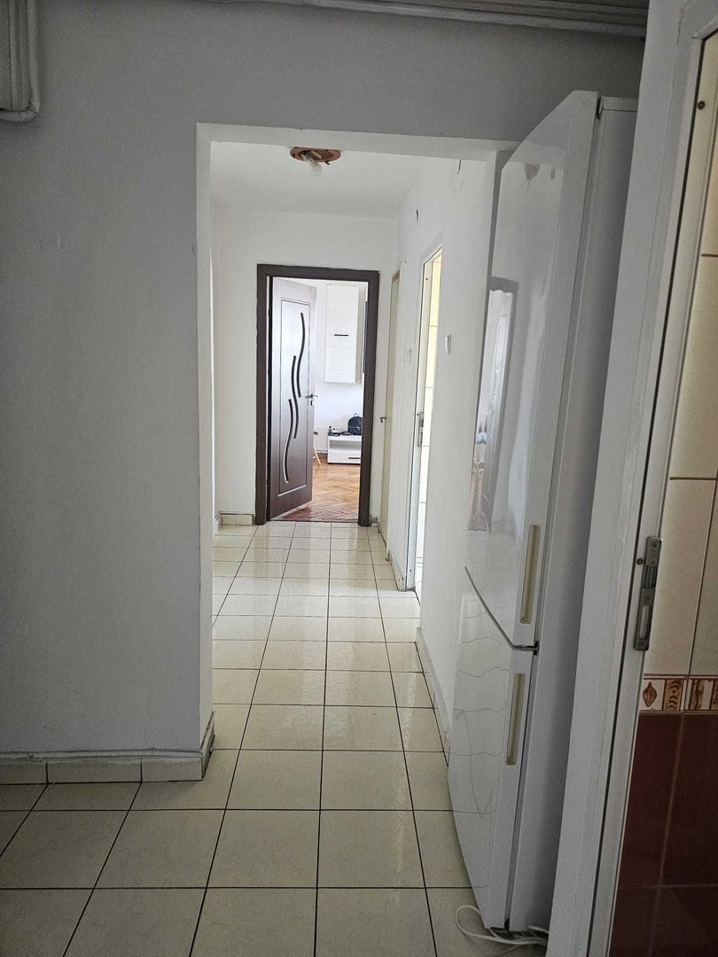 Apartament Calea Bucuresti 3 Decomandate - Poză 6
