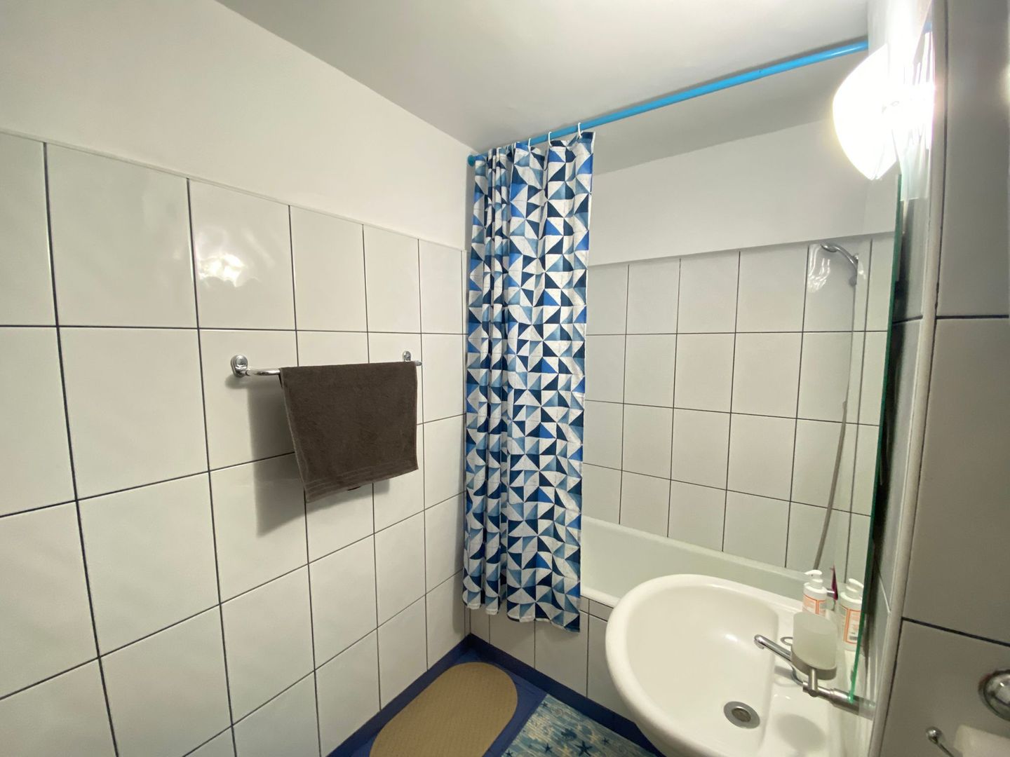 Apartament de închiriat – 2 camere | TINERETULUI V8 - Poză 12