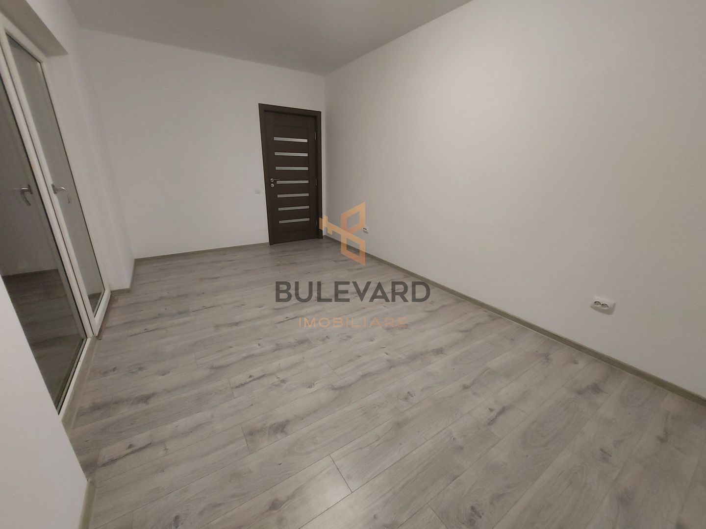 Apartament cu 3 camere finisat modern! - Poză 4