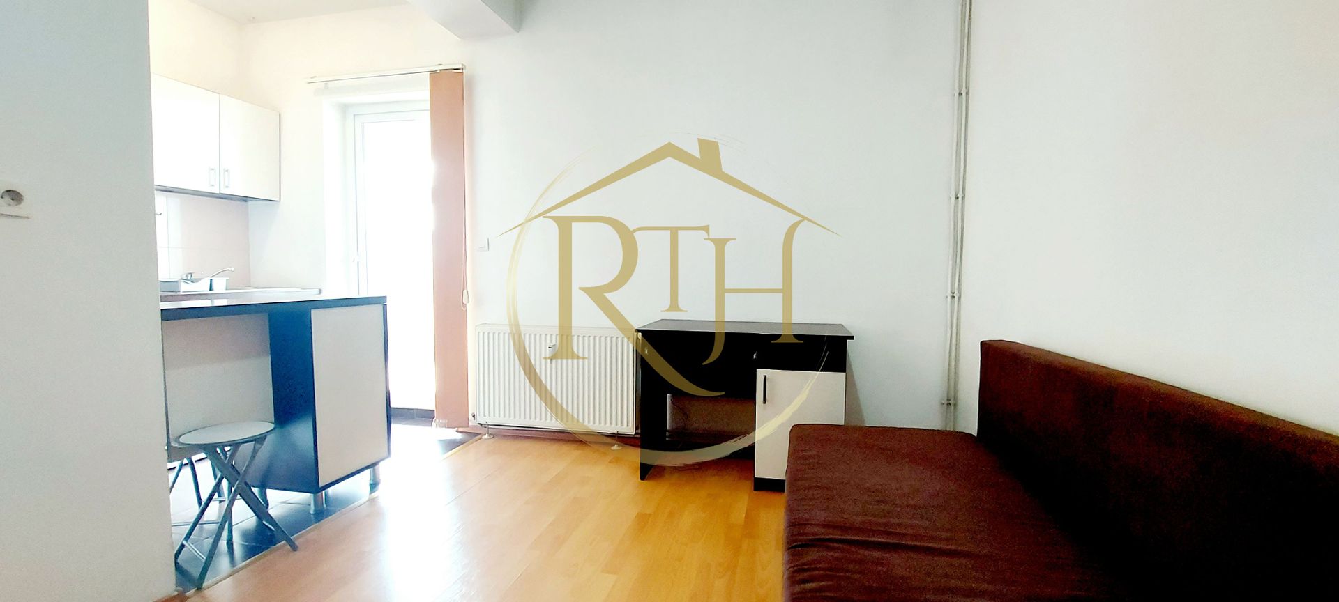 Oferim spre inchiriere garsoniera, situata in zona Soarelui, Parcare si balcon - Poză 5