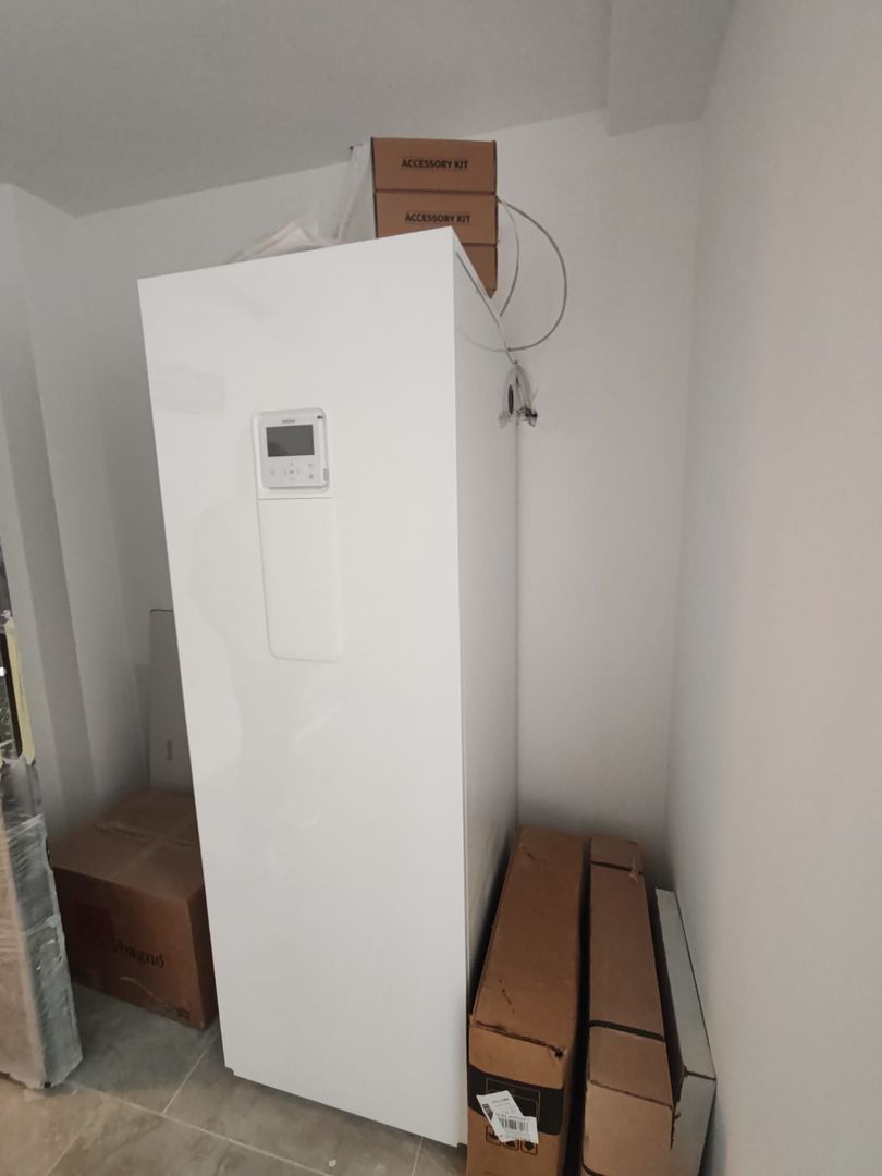INTABULAT- 2 camere 59mp- et.5- 120.000euro- Copou - Poză 7