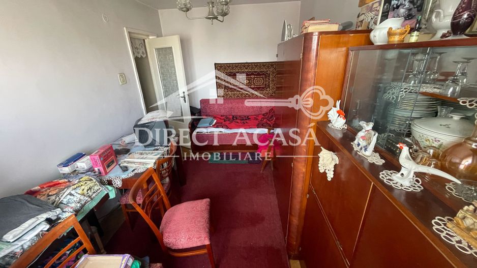 Apartament  cu 3 camere -Zona Dambu-B-dul 1848 - Poză 4