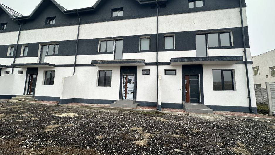 CASA INSIRUITA 5 CAMERE - BRAGADIRU, TOATE UTILITATILE, COMISION 0% - Poză 1