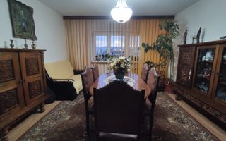 Apartament | 4 camere  | 94 mp | etaj intermediar | zona Farmec - Poză 4