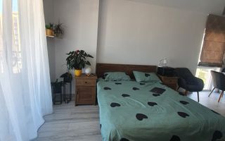 Apartament cu 3 camere, 2 bai, 2 terase, 2 garaje, in cartier Europa - Poză 12
