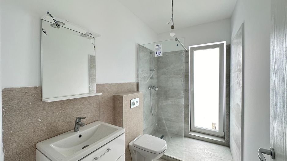 Lift. 2 terase 17 mp. 2 bai. 2 locuri de parcare. Decomandat. - Poză 5