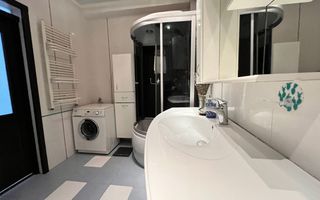 Vinzare apartament cu 1 camera bd.Traian 22 - Poză 2