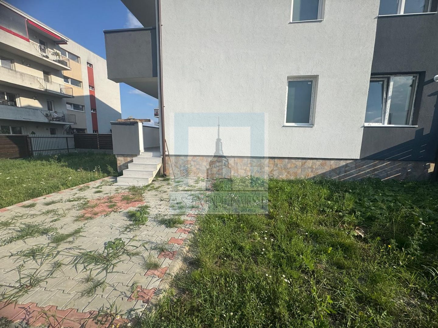 Apartament 2 camere 57 mp + gradina 344 mp - zona Sanpetru - Poză 3