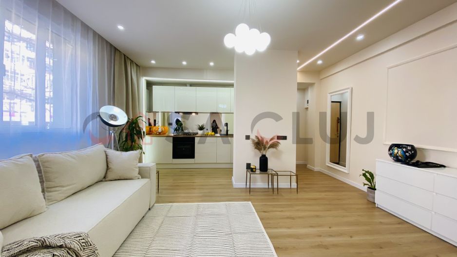 Apartament La Cheie, ultrafinisat,  Horea!! - Poză 2