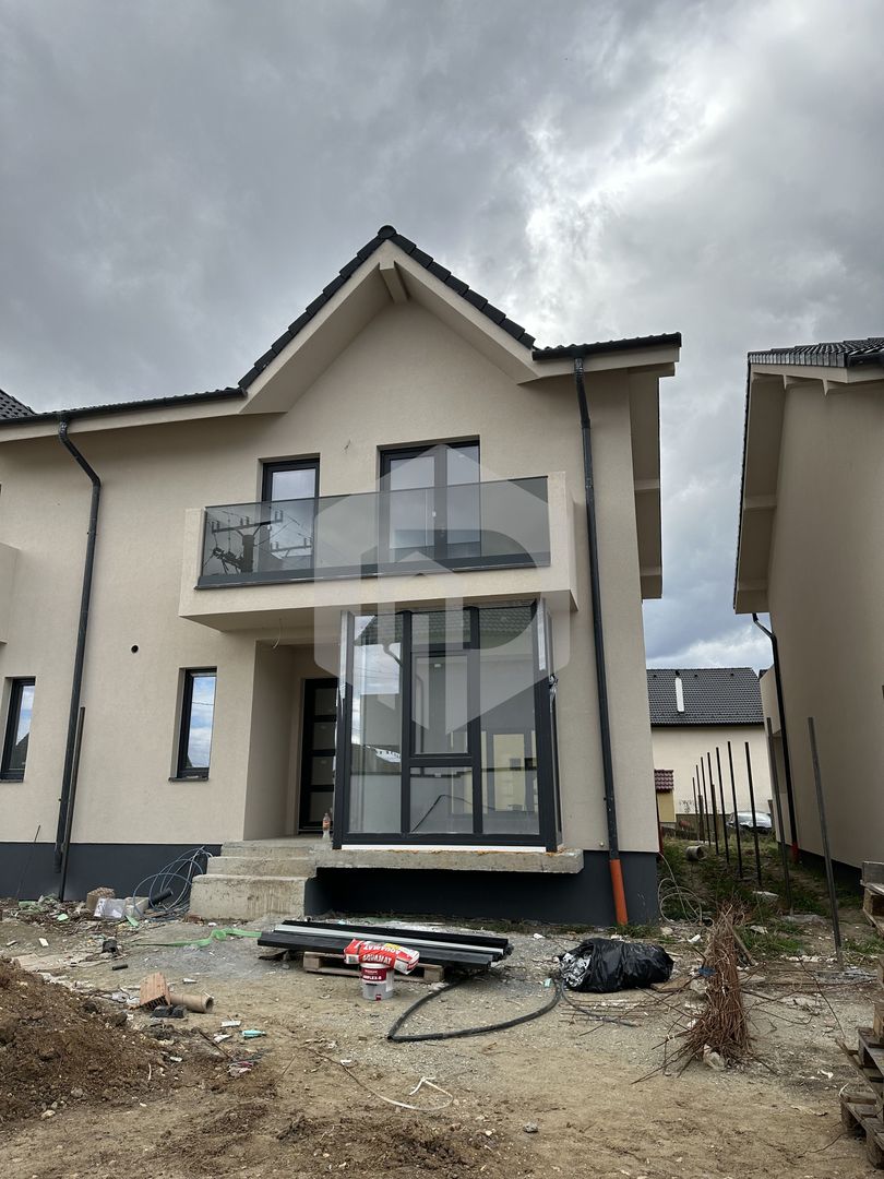 Duplex | 118mpu + Partea de Mansarda | 158mp Teren | Cristian - Poză 3