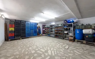 Casa visurilor cu livada roditoare si gradina amenajata - Poză 13