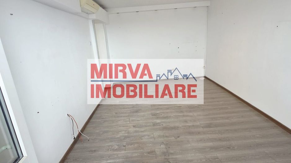 Apartament 3 camere, 2 băi cu geam, balcon generos – Republicii - Poză 6