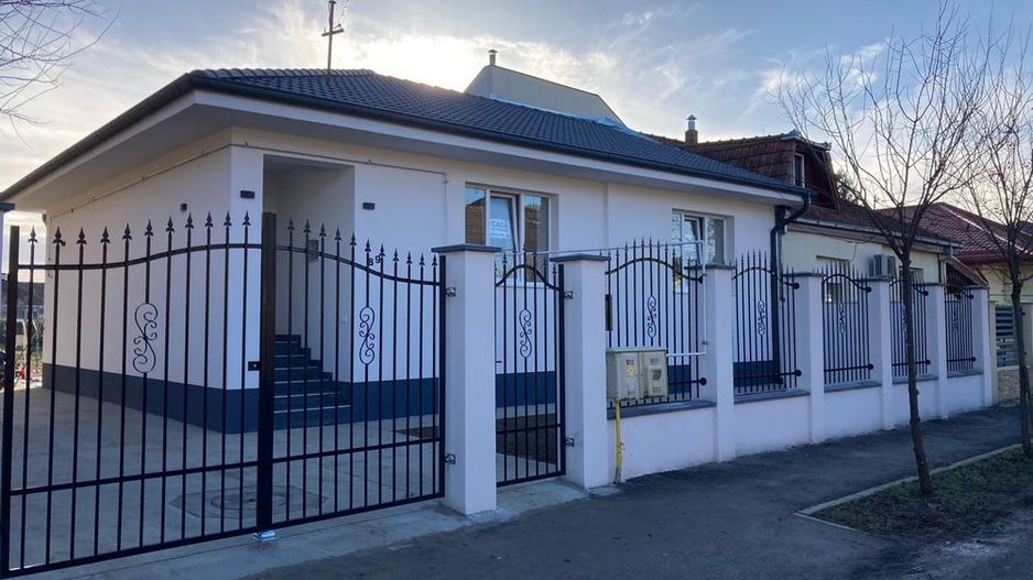 Casa de vânzare str Argeșului cu 12,59 ari de teren - Poză 1