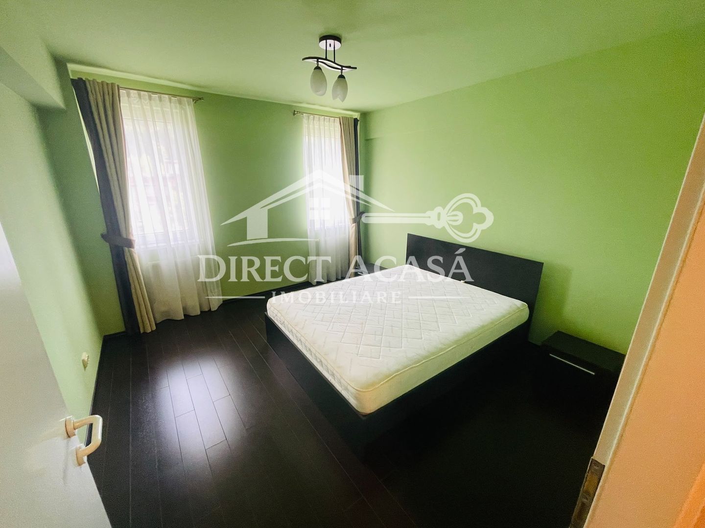 Penthouse de inchiriat-Zona Tudor-Bloc nou - Poză 3