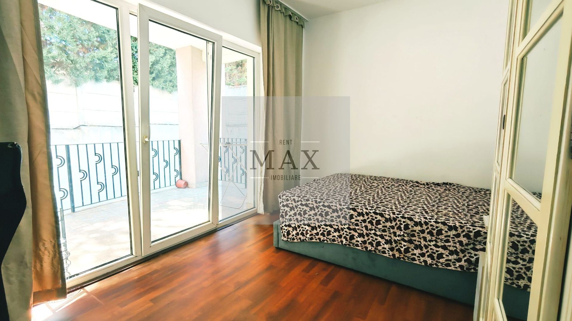 Apartament 4 camere de închiriat Zorilor, zona Recuperare, etaj 1 - Poză 12