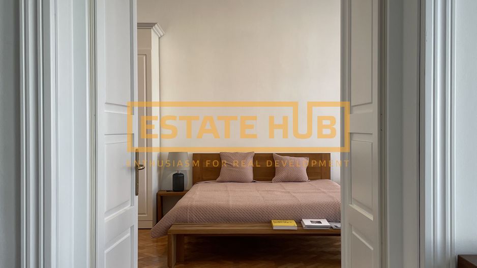 Apartament spectaculos de 125 mp in centrul istoric pe Str. Eroilor - Poză 18