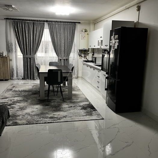 Apartament cu 2 camere, 53 mp, zonă accesibilă. - Poză 1