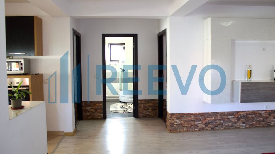 Casă/Vilă de vânzare în Letea Veche, Jud. Bacău - Poză 18