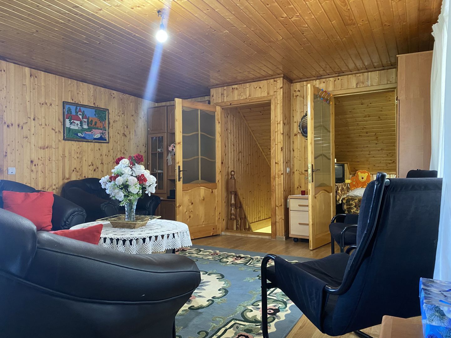 Oaza de liniste si verdeata! Vanzare casa cu 5 camere in Pucioasa - Poză 14