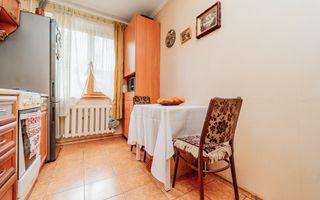 Apartament cu 3 camere - Poză 13