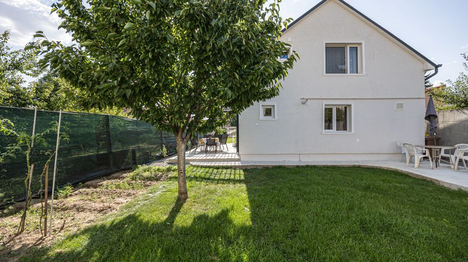 Casă spațioasă – zona Lebăda, comision 0% | Pret redus - 192.000 € - Poză 8