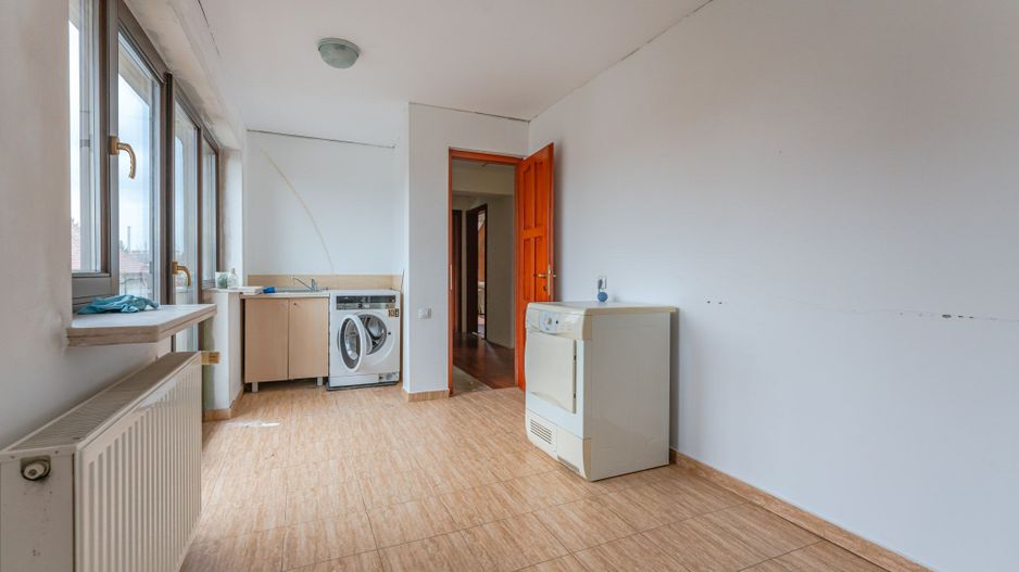 Casă individuală cu 7 camere lângă AFI Mall, ideală pentru birouri sau locuință - Poză 23