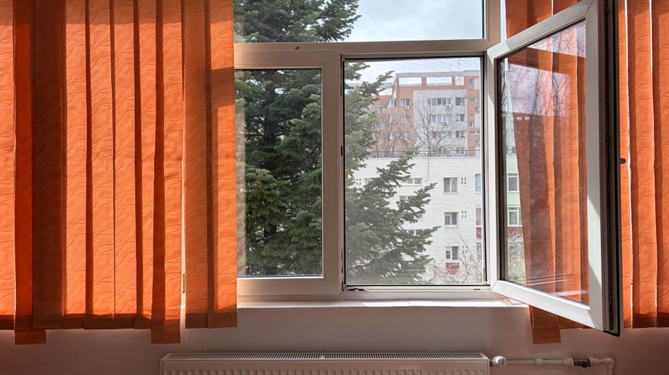 Apartament spatios cu trei camere, Piata Straduintei, 115.000€ - Poză 3