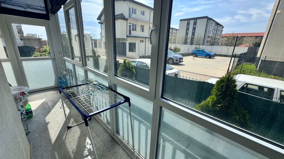 AP. 2 CAMERE, - CURTE 70 MP, BUCATARIE INCHISA, PARCARE INCLUSA, LIBER - Poză 9