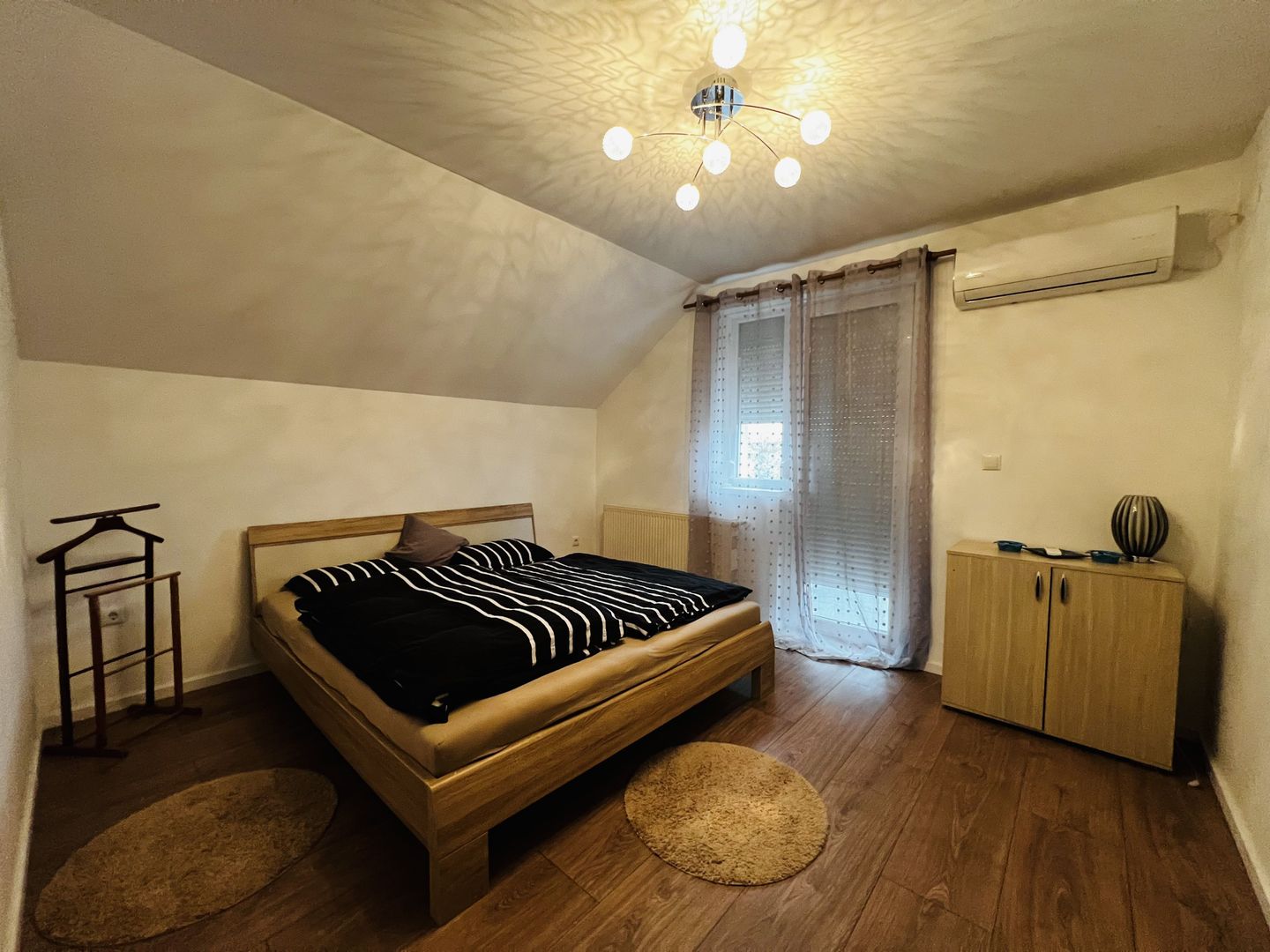 Vila 6 camere complet mobilata -320 mp Utili - Zona Bogdanestilor - Poză 16