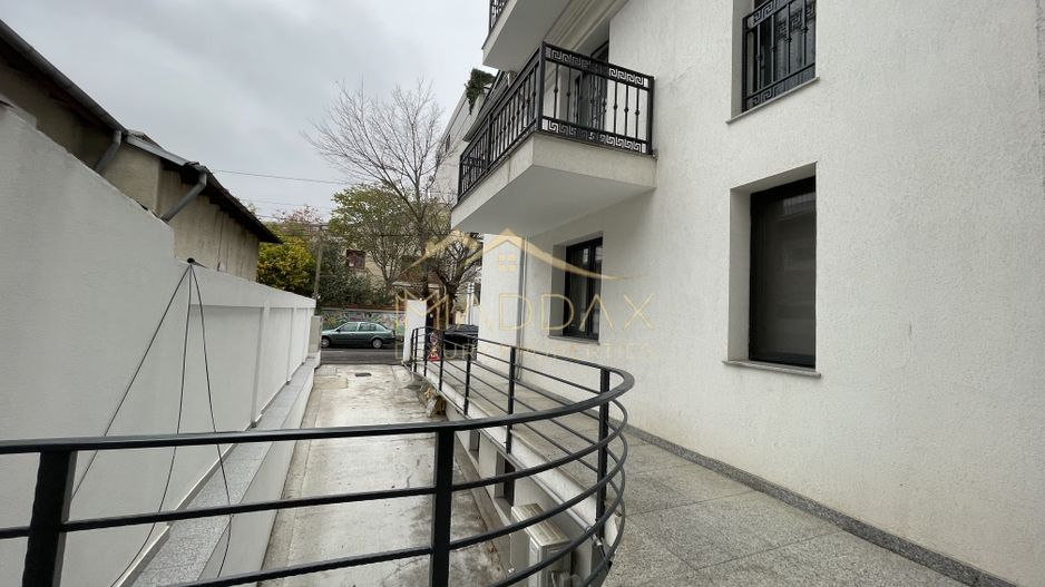 Duplex 3 camere//Birou***Showroom***DOMENII//PARTER+ Demisol - Poză 24