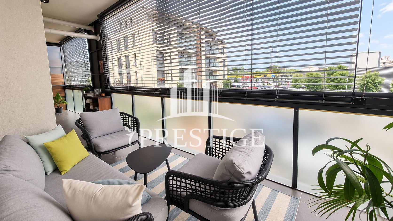 APARTAMENT DE VÂNZARE 4 CAMERE ETAJ 1 BALCON BOXĂ LIFT PARCARE CENTRAL - Poză 14