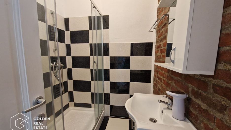 Apartament o cameră, tot confortul, zonă centrală - Poză 8