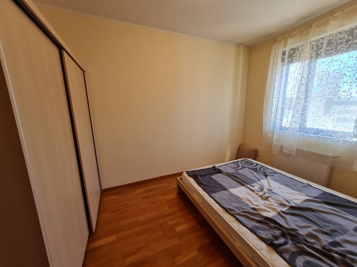 Apartament 3 camere în imobil nou - Poză 9