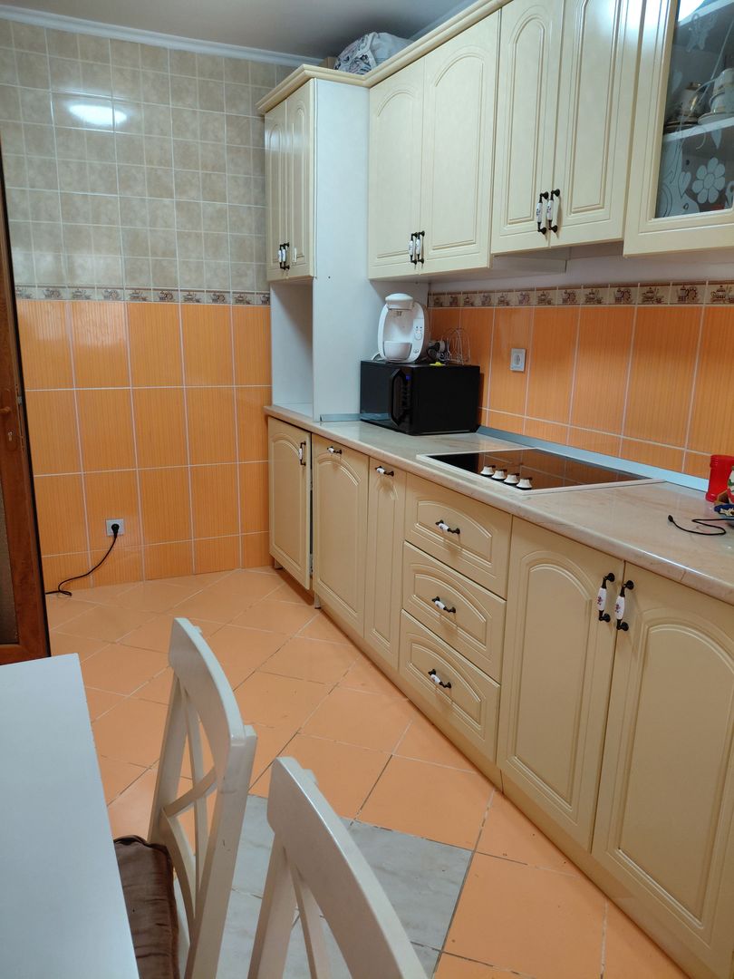 Casă spațioasă și primitoare, gata de mutare! Tulucesti! - Poză 18