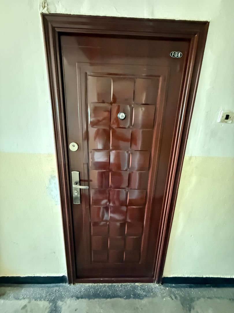 Garsonieră 27 mp cu balcon - etaj 2 - nemobilata -bloc an 1980 - Poză 19