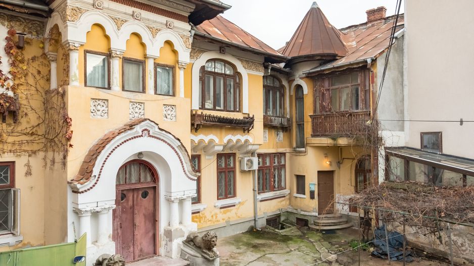 COMISION 0% - Vila interbelica, curte libera 362mp Cismigiu - Piata Victoriei - Poză 1