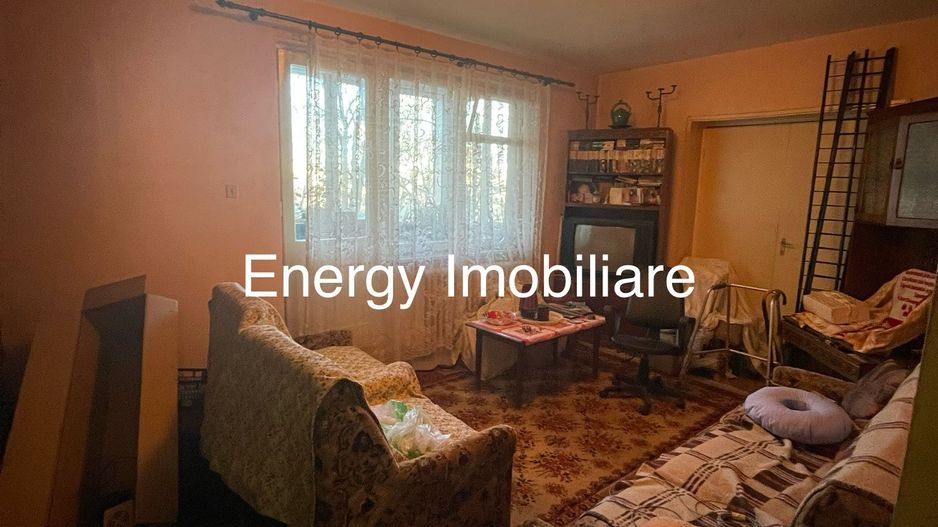 Apartament cu 4 camere și 2 băi, zona Dâmbul Pietros - Poză 6