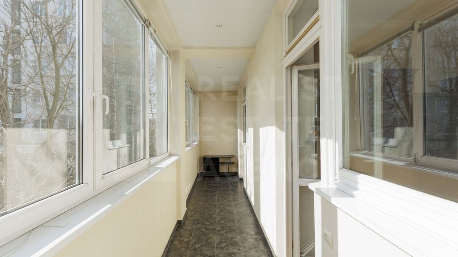 Chirie, apartament, 3 camere, str. 31 August 1989, Centru - Poză 15