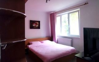 Apartament 2 camere | Zona Medicină-Tipografilor | Baie renovată | Balcon închis | Proprietar - Poză 1