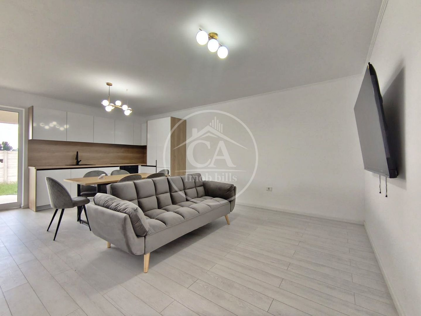 Casa de inchiriat cu 4 camere in Cheriu, Bihor - Poză 1