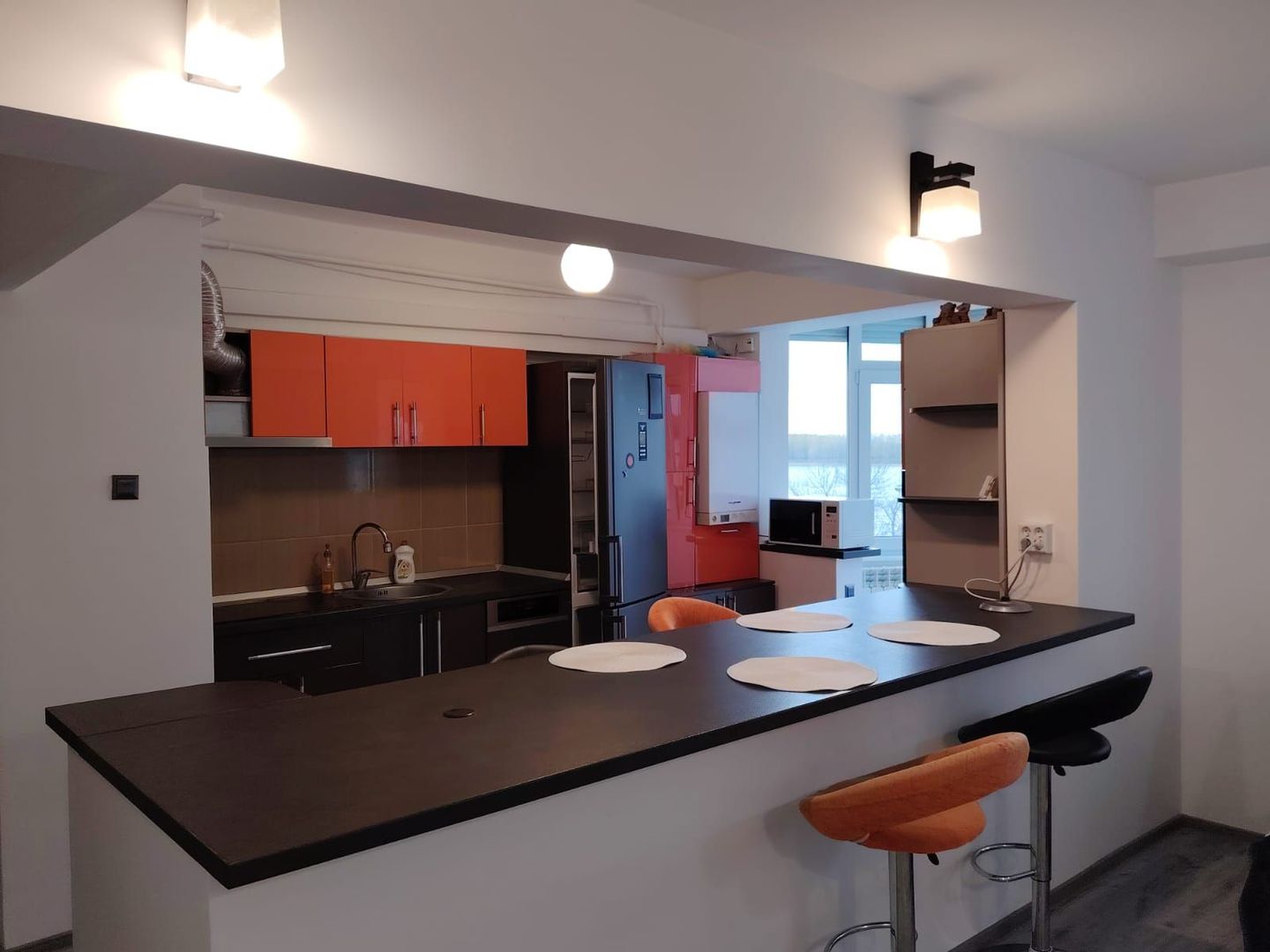 Inchiriez apartament 3 camere - Poză 2